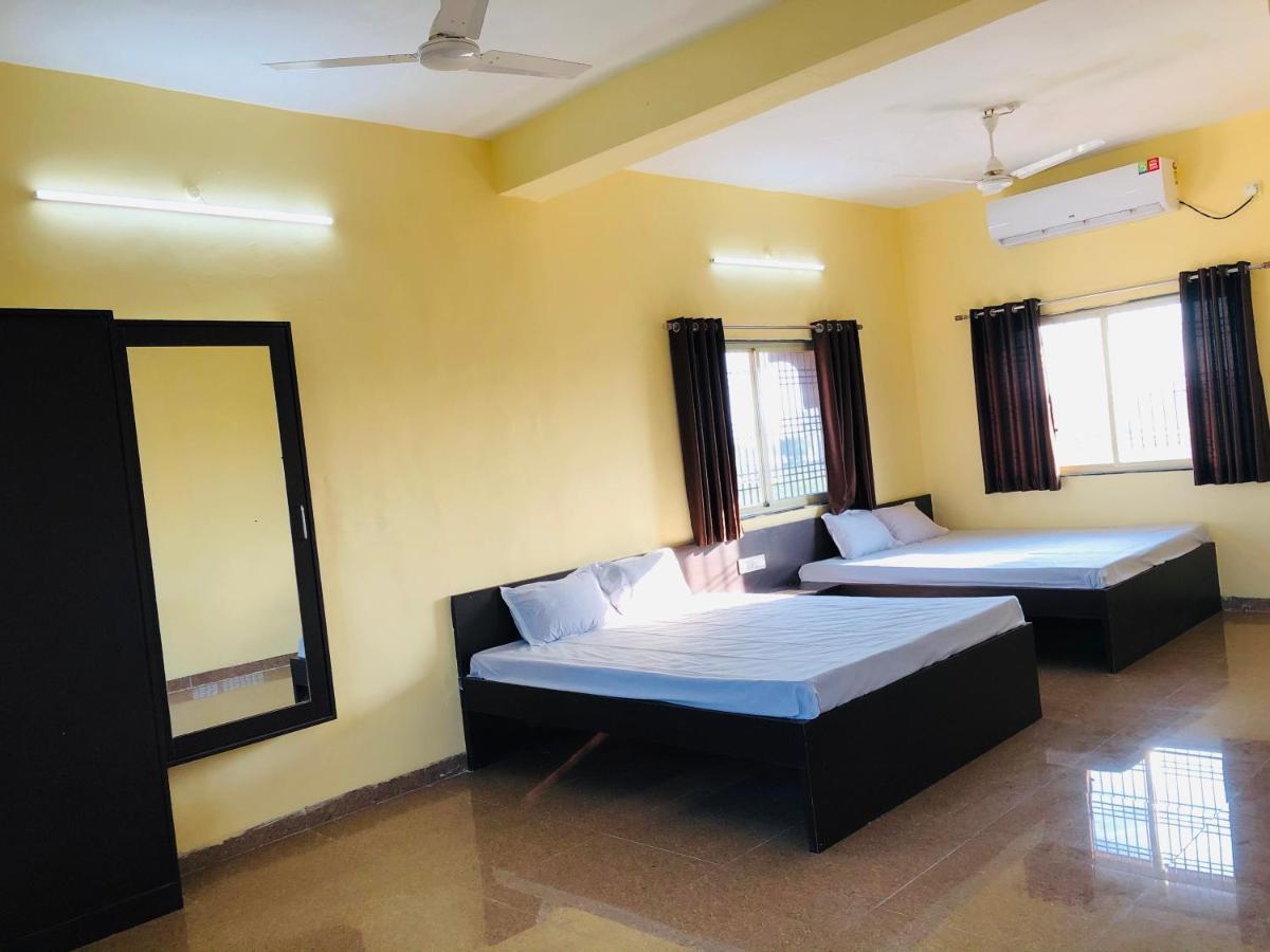 Shrinivas Residency Ac Lodging Villa Sillod Kültér fotó