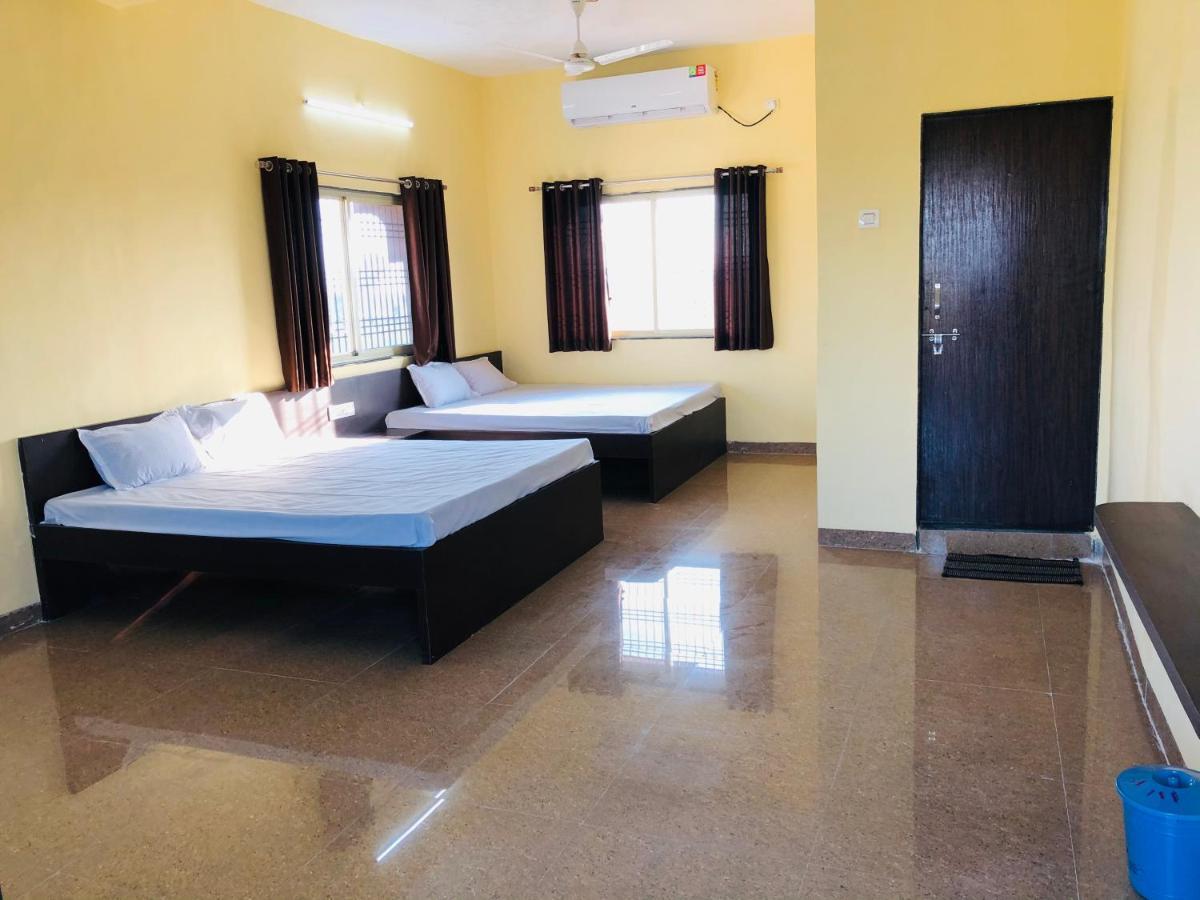 Shrinivas Residency Ac Lodging Villa Sillod Kültér fotó